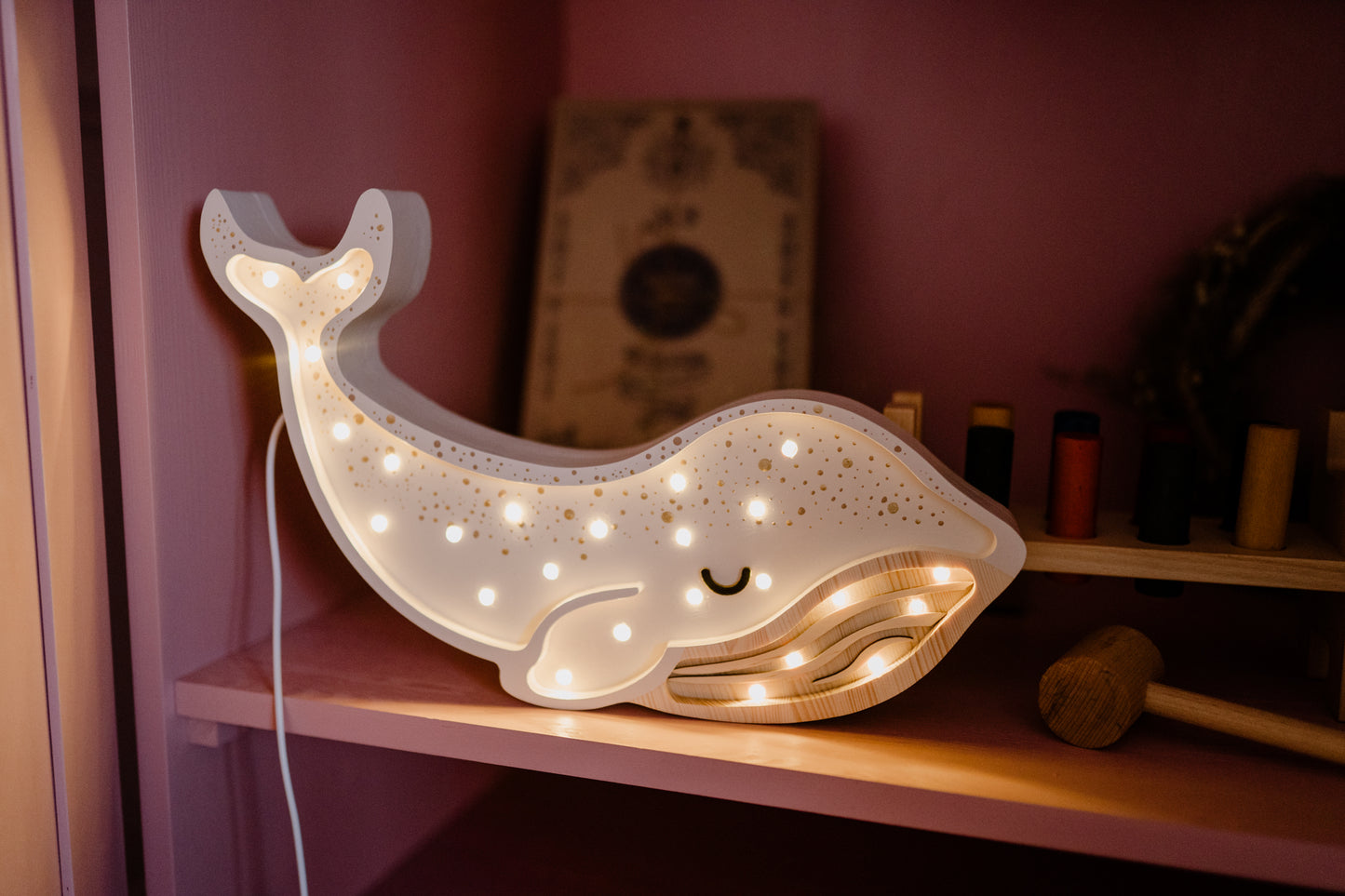 Ballena Night Light
