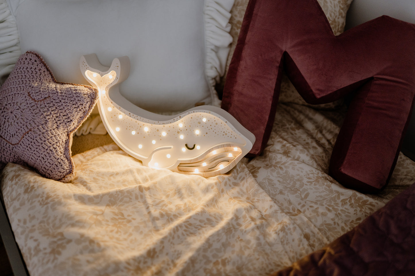 Ballena Night Light