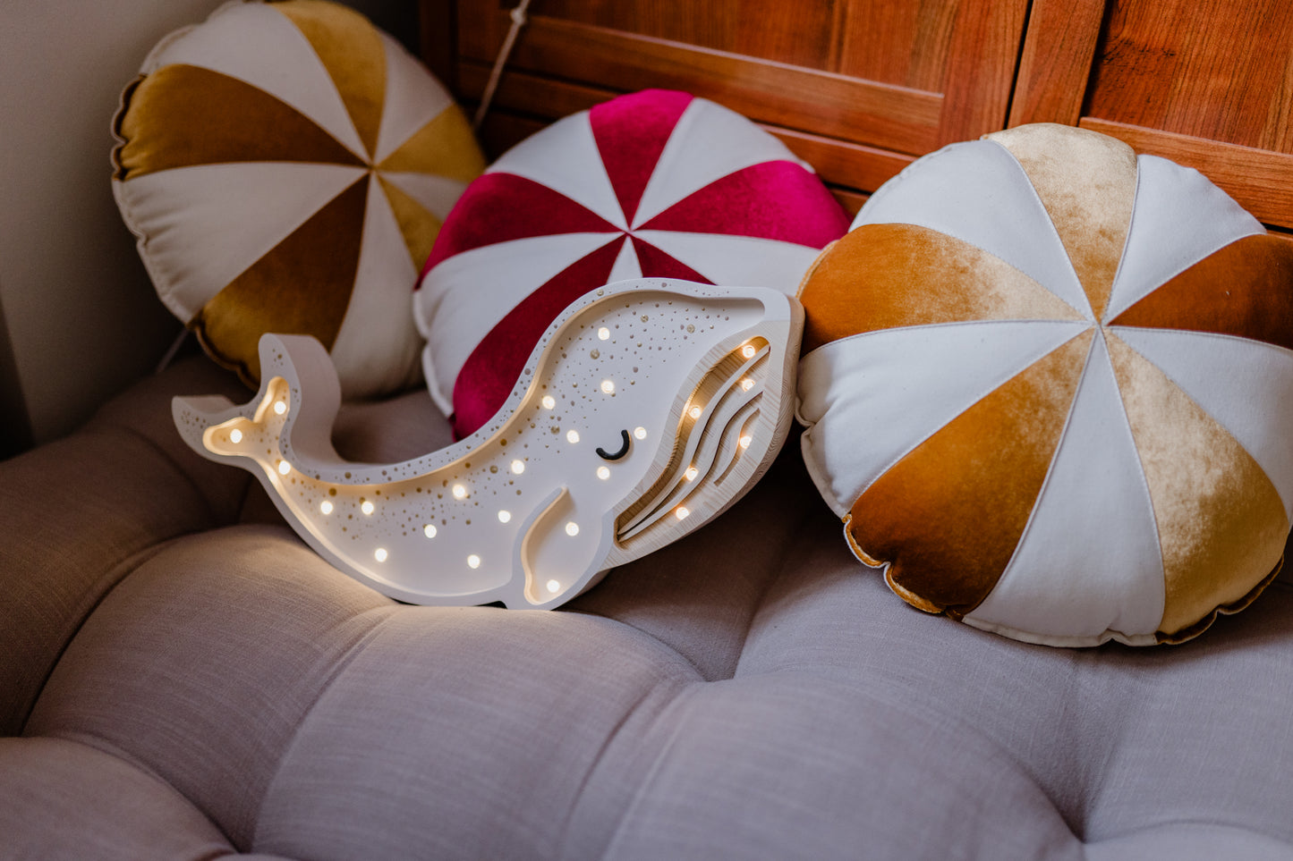 Ballena Night Light