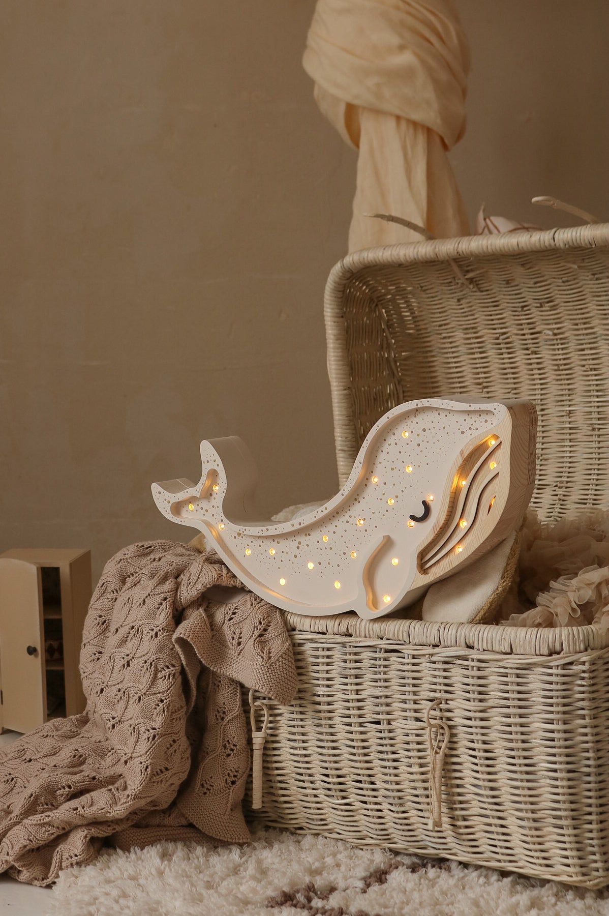 Ballena Night Light