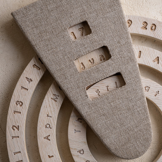 Calendario Órbita Wall Art