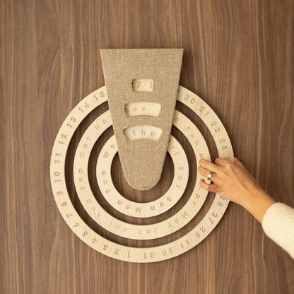 Calendario Órbita Wall Art