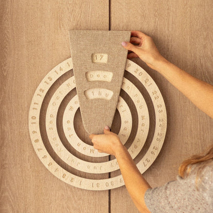 Calendario Órbita Wall Art