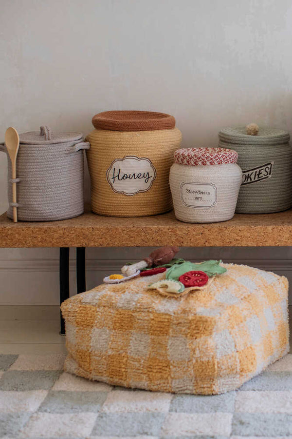 Canastas Play and Storage