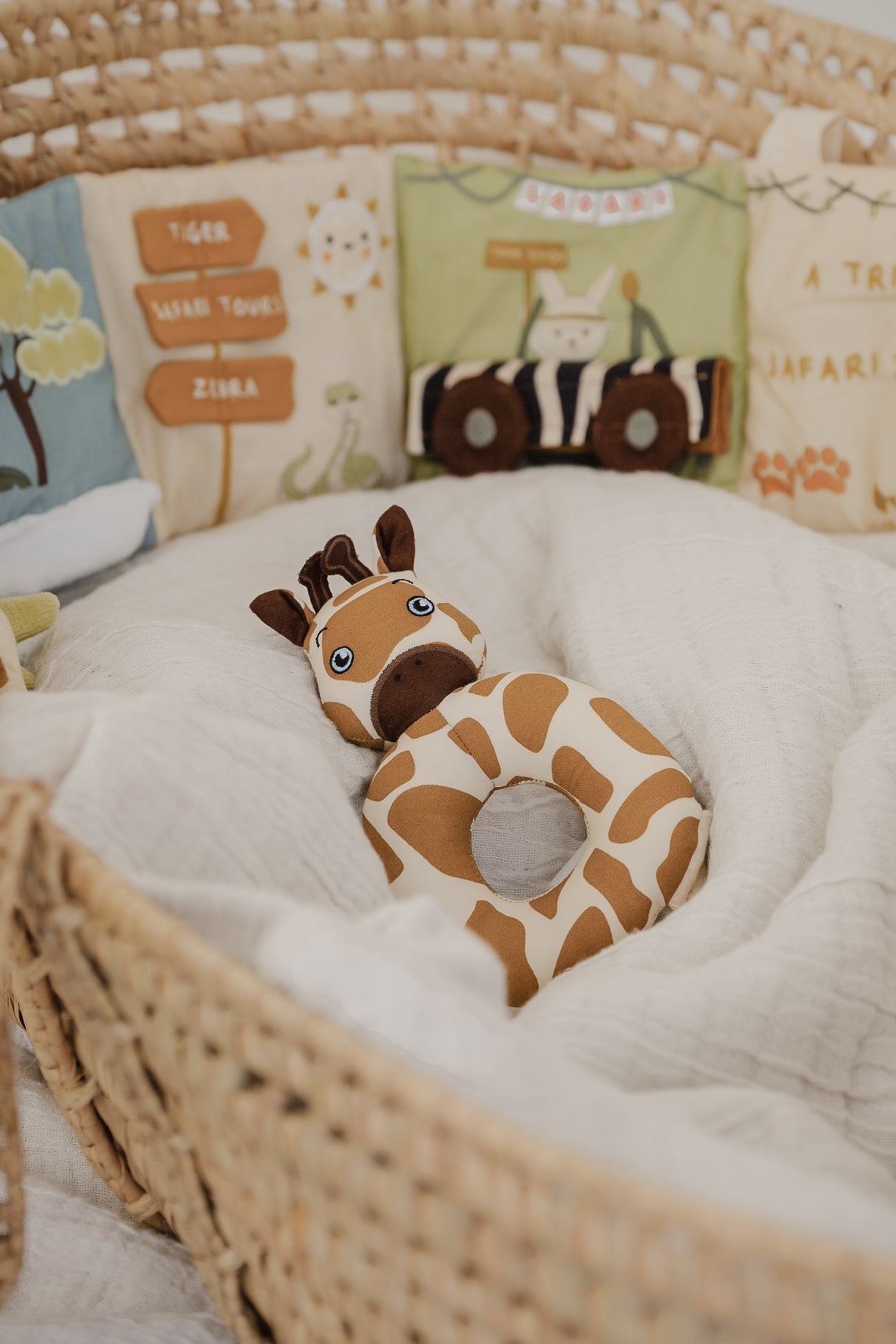 El Libro de Tela Safari - Pre Orderna