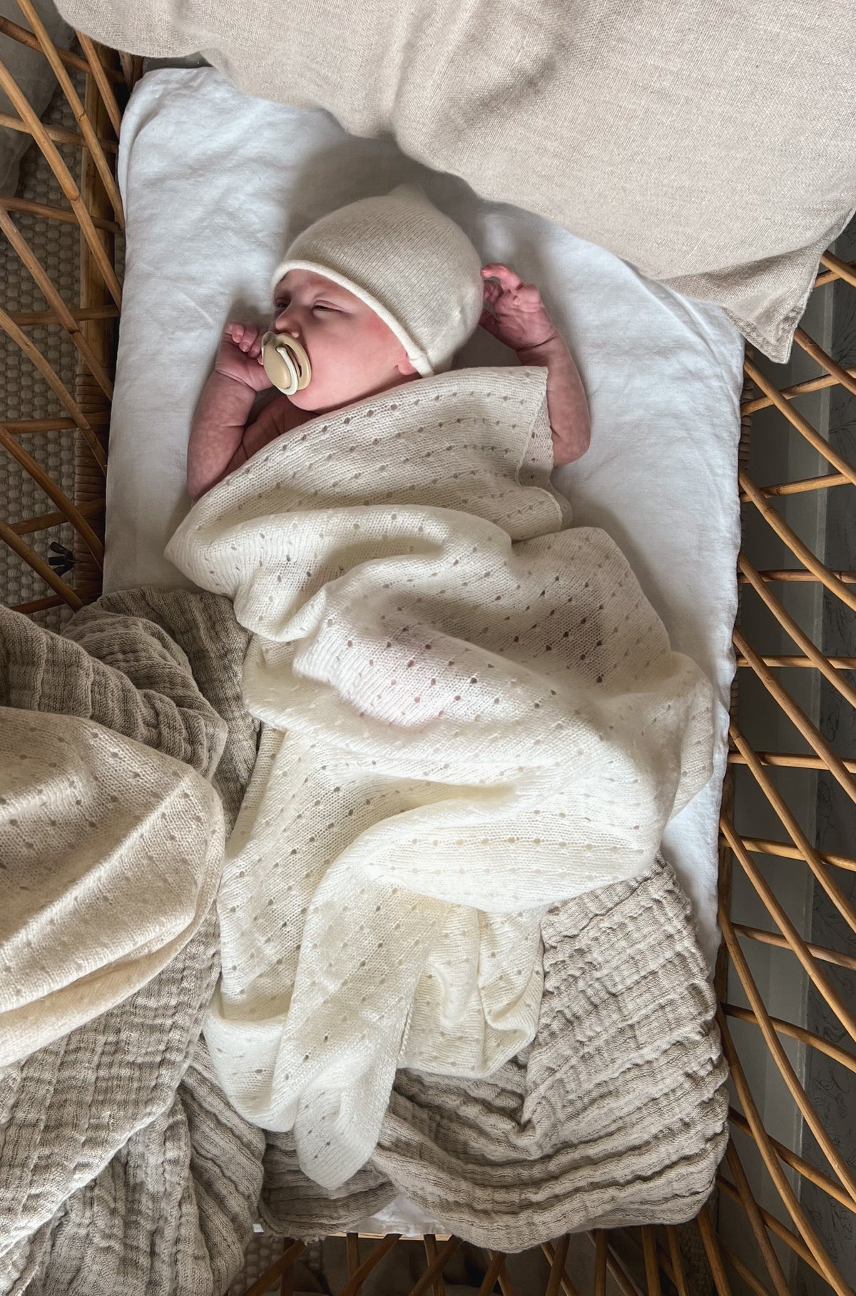 Cobija Huequitos Cashmere