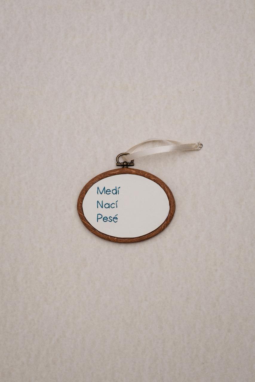 Little Keepsake · Canva Bordado Personalizado con Datos de Nacimiento