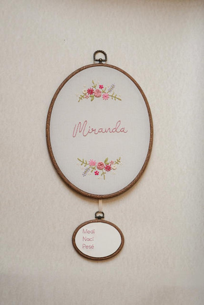 Little Keepsake · Canva Bordado Personalizado con Datos de Nacimiento