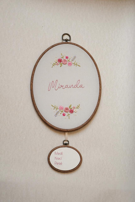 Little Keepsake · Canva Bordado Personalizado con Datos de Nacimiento
