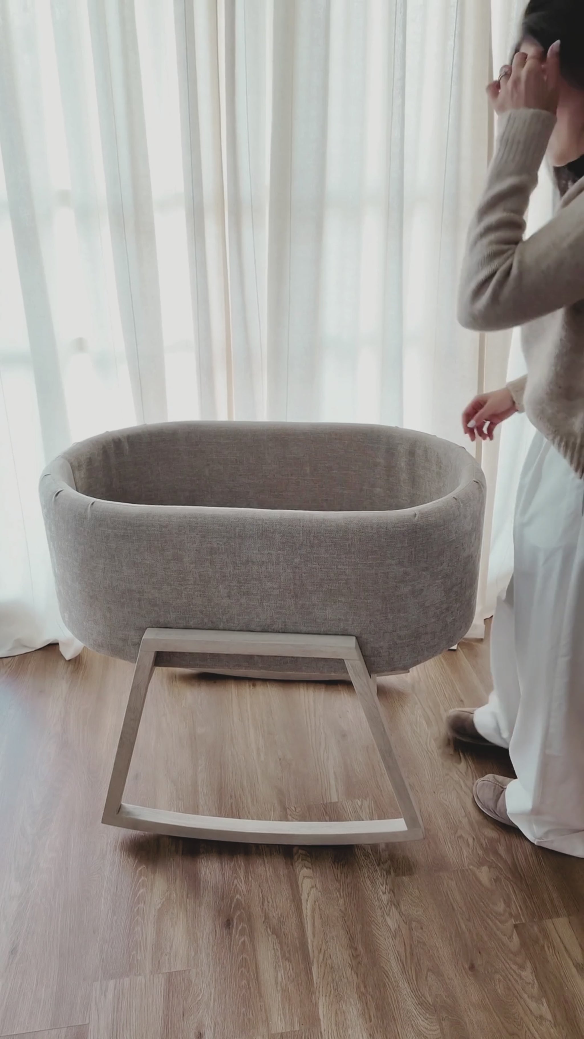 Video: Moisés colecho Mateo en uso — Tenue Baby México